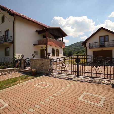 Apartman Lucija & Luka Оточац Экстерьер фото